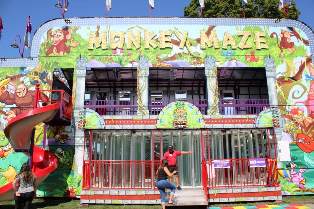 Rides 4 Monkey Maze Sized